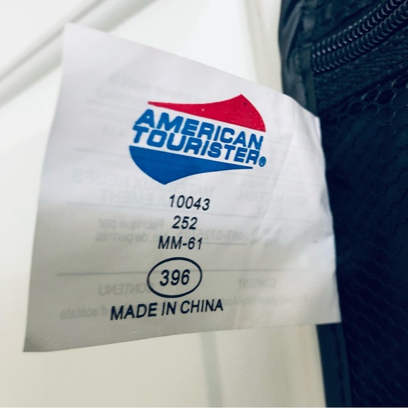 American Tourister Travel Compact Toiletry Bag Canvas Black - Picture 4 of 8